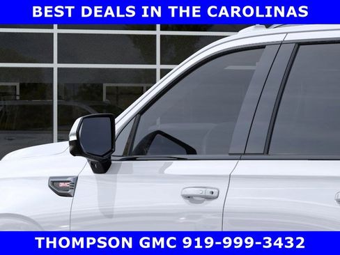 New 2026 GMC Yukon AT4 image 12