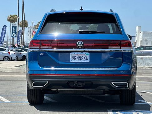 Used 2025 Volkswagen Atlas SE FWD image 5