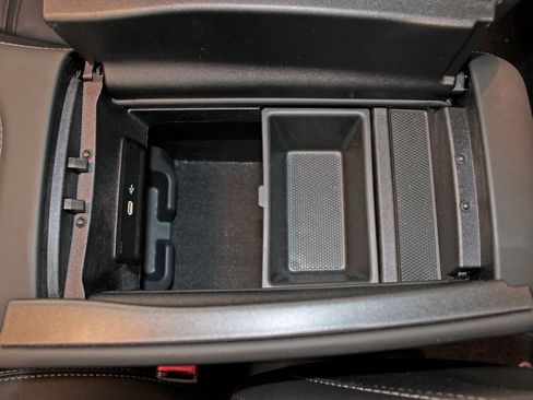 Certified 2025 Mercedes-Benz GLE 53 AMG 4MATIC image 26