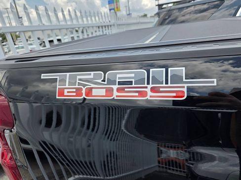 Used 2025 Chevrolet Silverado 1500 Custom Trail Boss AWD/4WD image 7