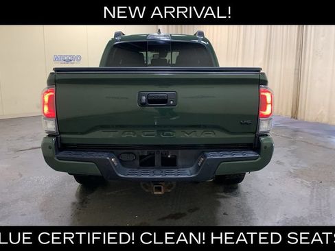 Used 2021 Toyota Tacoma TRD Sport w/ Technology Package AWD/4WD image 4