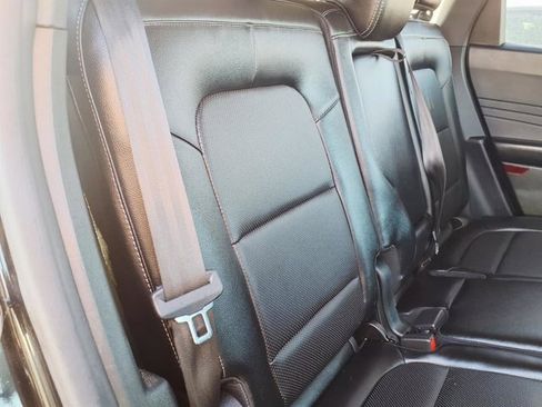 Certified 2022 Ford Escape Titanium image 15