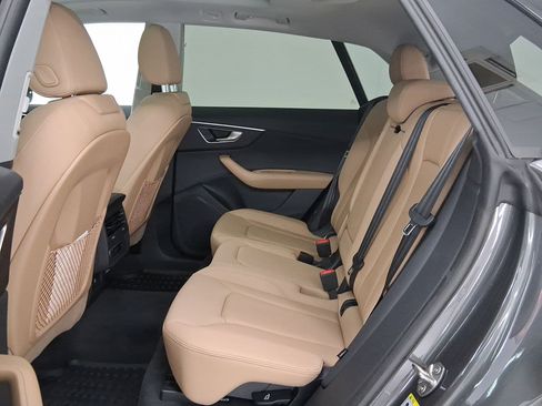 New 2025 Audi Q8 Premium image 13