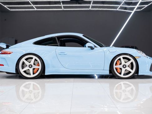 Used 2018 Porsche 911 GT3 RWD image 9