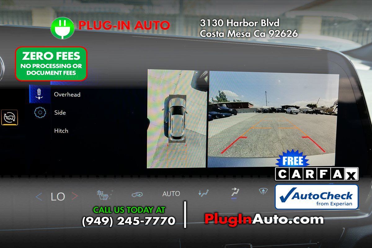 Used 2024 Chevrolet Equinox EV RS FWD image 34