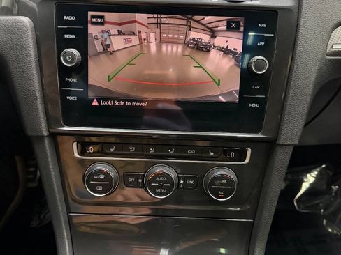 Used 2018 Volkswagen Golf Alltrack AWD/4WD image 28