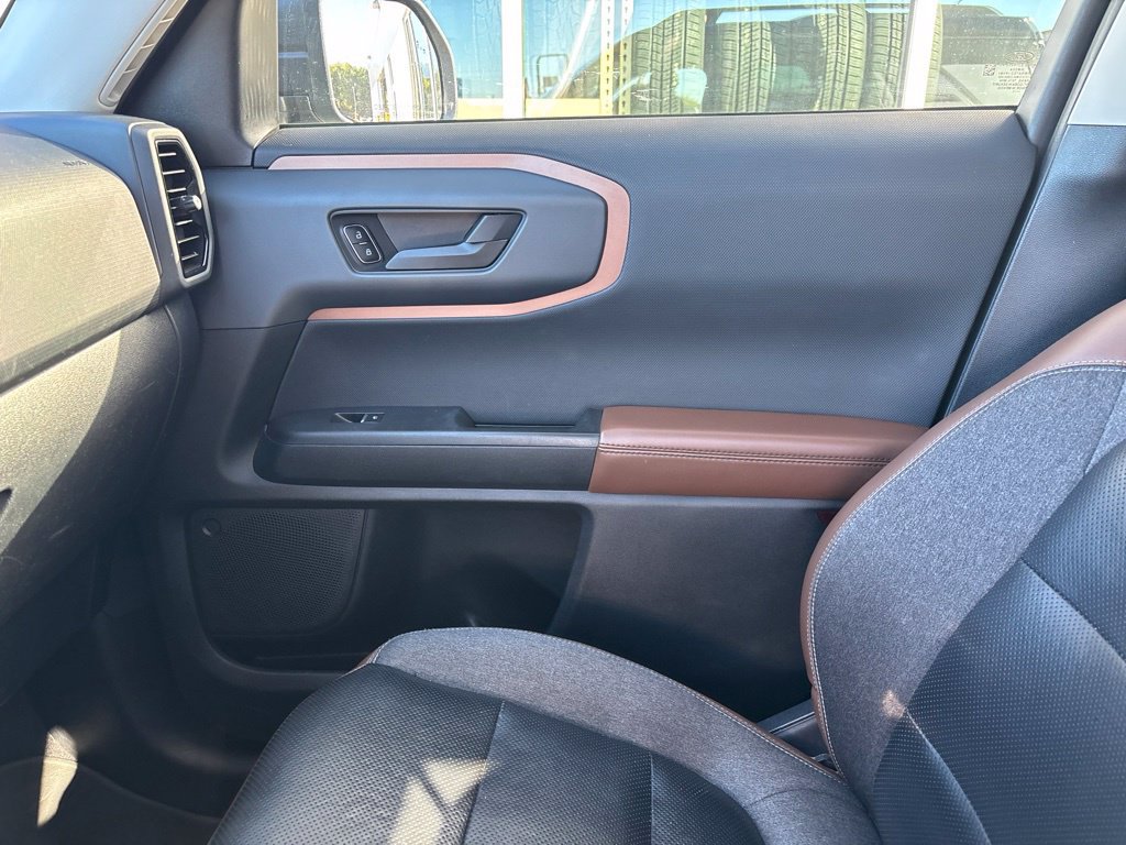 Used 2021 Ford Bronco Sport Outer Banks AWD/4WD image 5