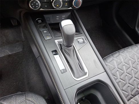 New 2025 Nissan Kicks SV w/ SV Premium Package image 7