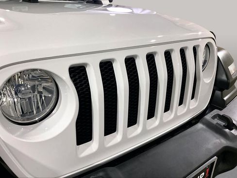 Used 2019 Jeep Wrangler Unlimited Sport S AWD/4WD image 30