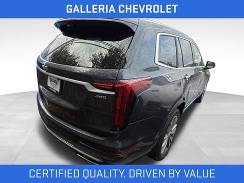 Used 2022 Cadillac XT6 Premium Luxury w/ Platinum Package AWD/4WD image 3