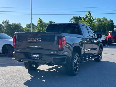 Used 2021 GMC Sierra 1500 AT4 w/ AT4 Value Package AWD/4WD image 9