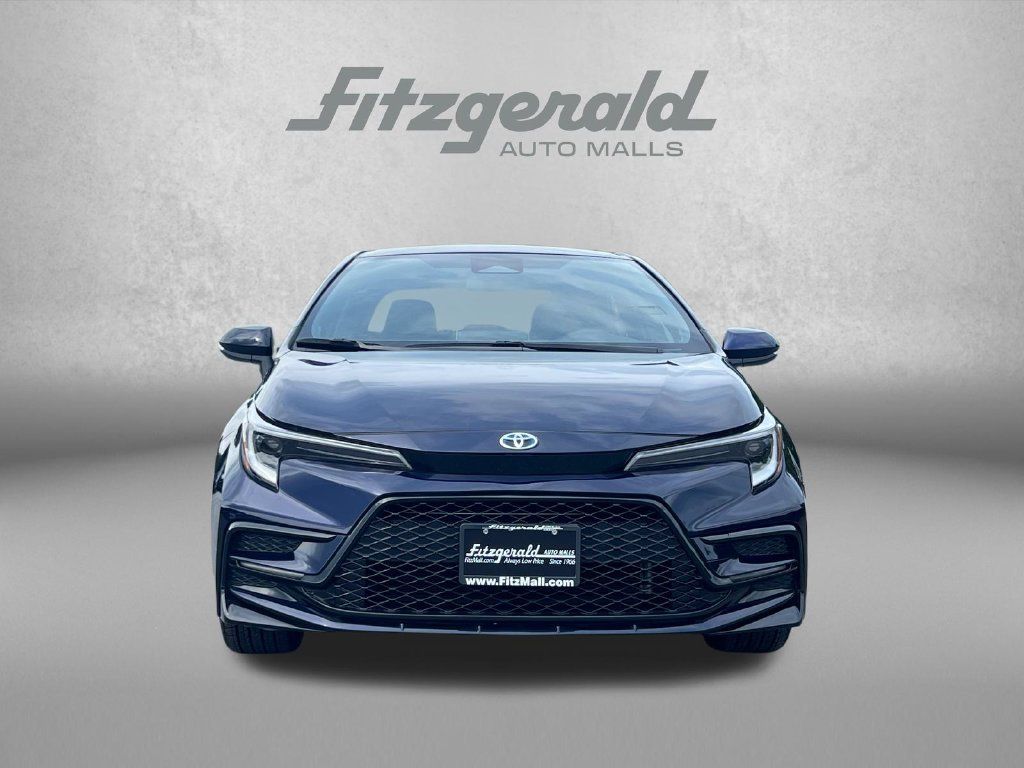 Used 2023 Toyota Corolla SE w/ SE Package FWD image 6