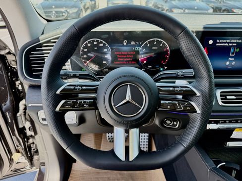 New 2026 Mercedes-Benz GLS 450 4MATIC image 22