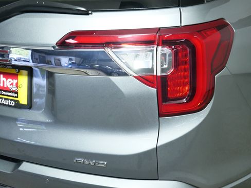 Used 2023 GMC Acadia Denali w/ Denali Ultimate Package image 17