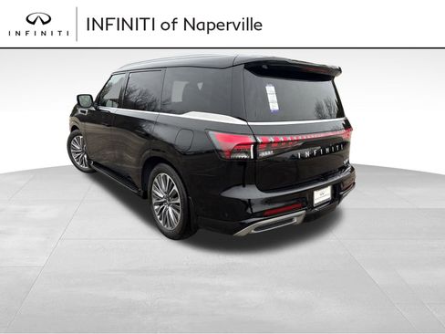 New 2026 INFINITI QX80 Luxe w/ Cargo Package image 3