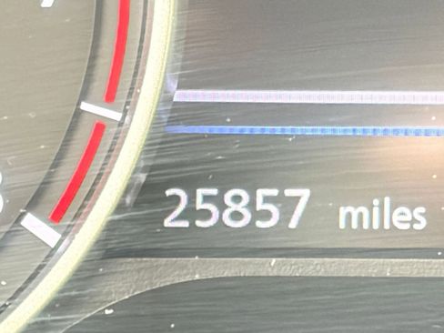 Used 2025 Nissan Sentra SV image 36