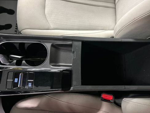Used 2022 Hyundai Sonata SEL FWD image 19