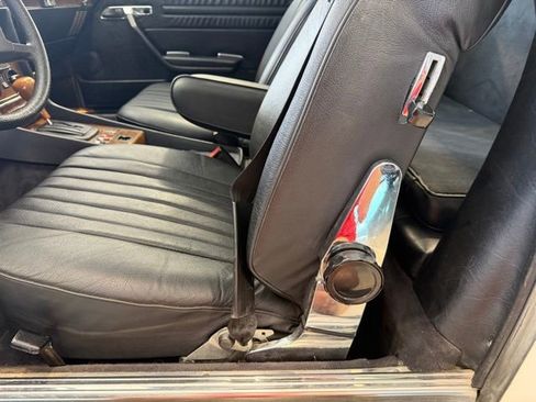 Used 2017 Ford F250 XLT w/ XLT Premium Package image 9