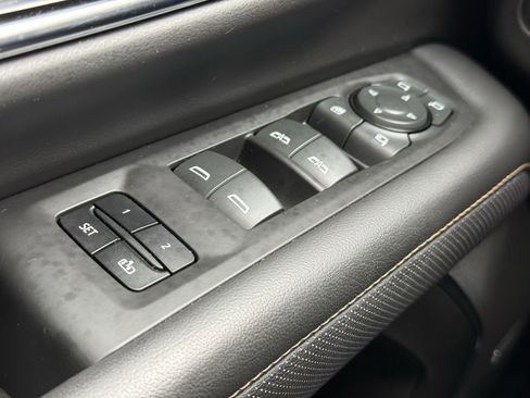 Used 2023 GMC Yukon AT4 image 26