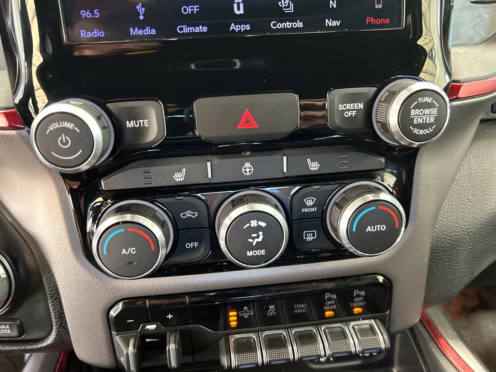 Used 2019 RAM 1500 Rebel w/ Rebel Level 2 Equipment Group AWD/4WD image 30