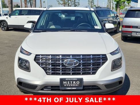 Used 2025 Hyundai Venue SEL FWD image 33