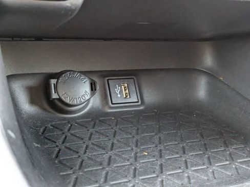 Used 2023 Toyota RAV4 XLE image 23