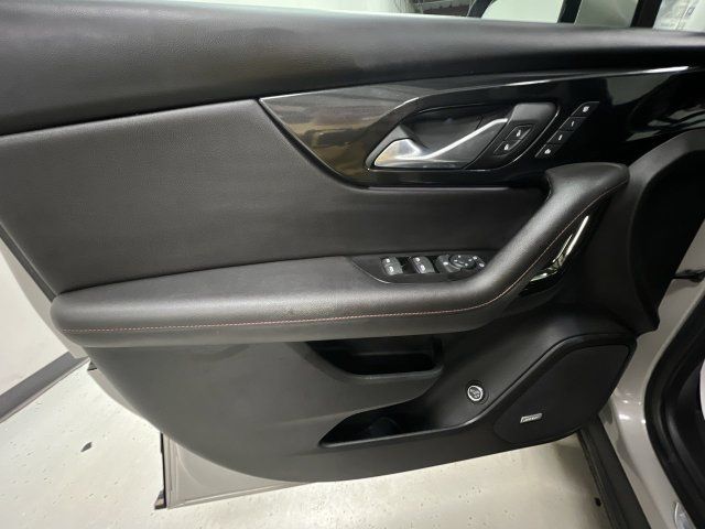 Certified 2021 Chevrolet Blazer RS w/ Enhanced Convenience Package AWD/4WD image 24