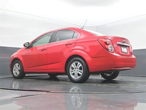 Used 2016 Chevrolet Sonic LT image 48