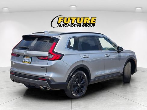 Used 2024 Honda CR-V Sport Touring image 4