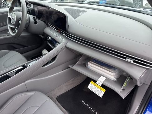 Certified 2023 Hyundai Elantra SEL w/ Convenience Package image 26