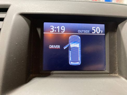 Used 2010 Toyota Highlander SE image 27