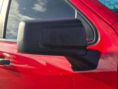 Used 2021 Chevrolet Silverado 1500 Custom Trail Boss image 15