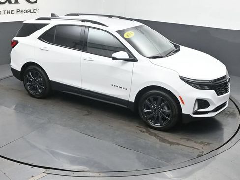 Certified 2024 Chevrolet Equinox RS FWD image 48