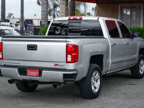Used 2017 Chevrolet Silverado 1500 LTZ Z71 w/ LTZ Plus Package AWD/4WD image 10