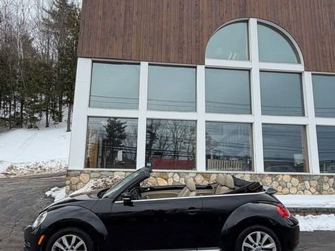 Used 2014 Volkswagen Beetle TDI image 27