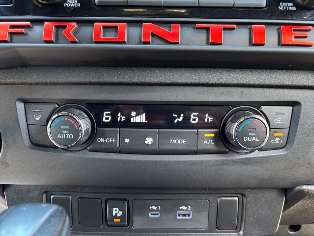 Used 2025 Nissan Frontier PRO-4X AWD/4WD image 22