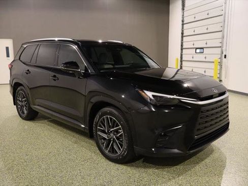 Used 2025 Lexus TX 350 AWD image 1