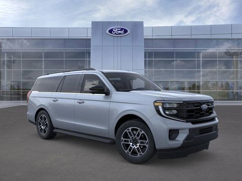 New 2025 Ford Expedition Max Active image 7
