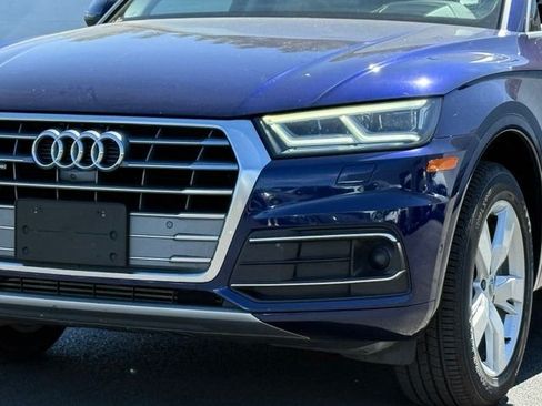 Used 2019 Audi Q5 Prestige AWD/4WD image 2