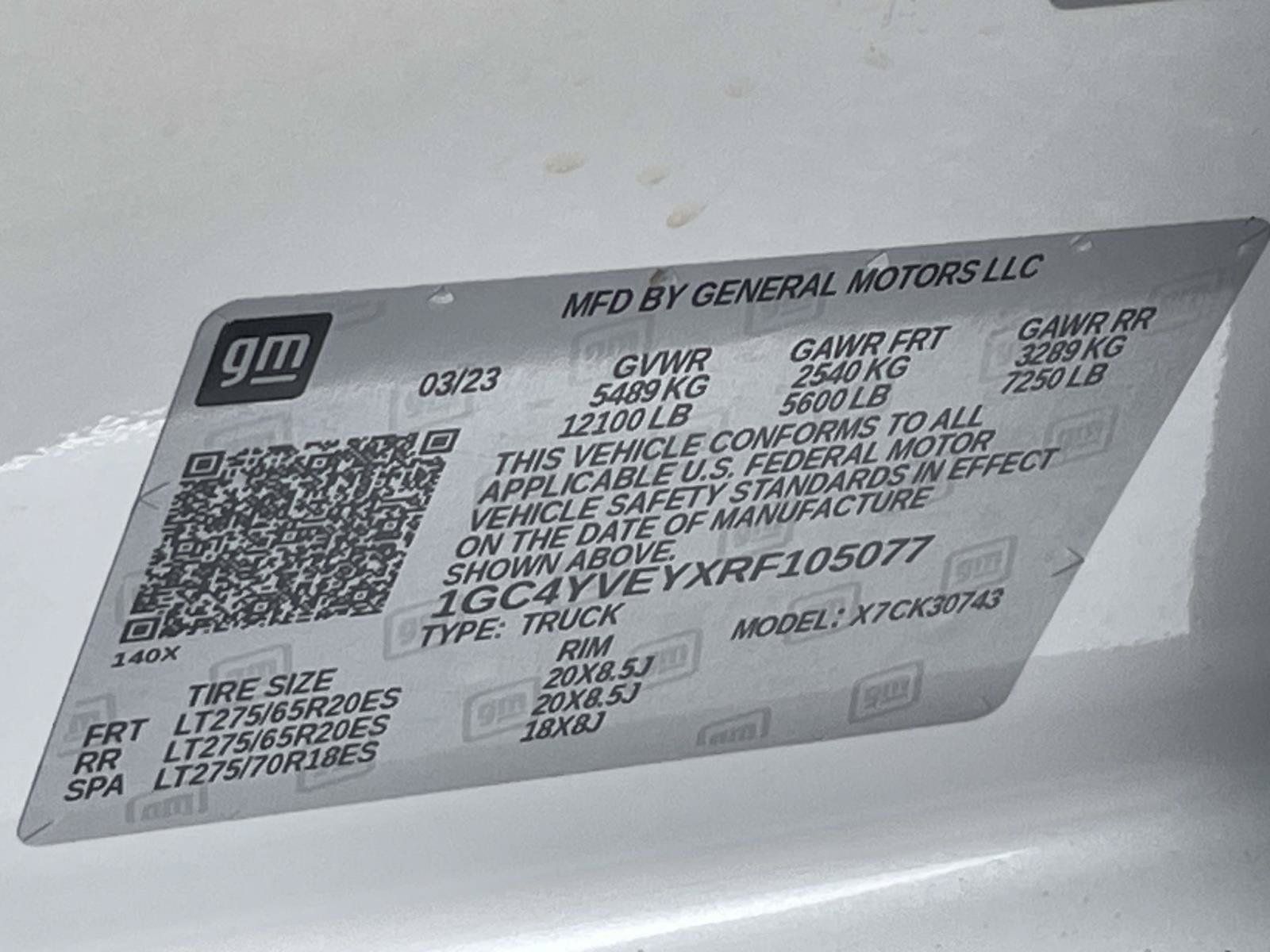 Certified 2024 Chevrolet Silverado 3500 High Country w/ High Country Premium Package AWD/4WD image 44