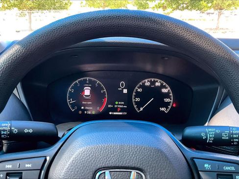 Used 2026 Honda HR-V LX image 26