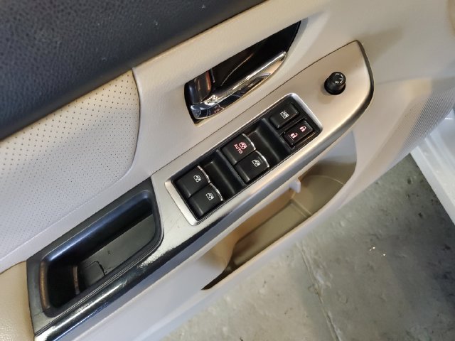 Used 2016 Subaru Impreza 2.0i Limited AWD/4WD image 11
