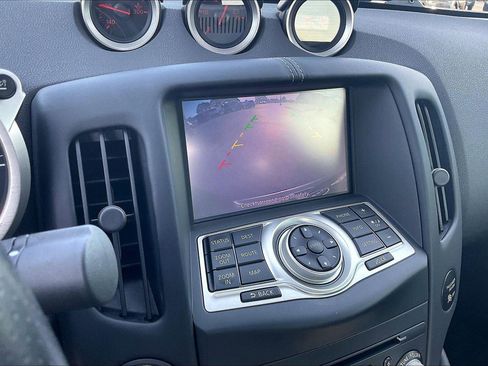 Used 2019 Nissan 370Z Touring Sport image 20