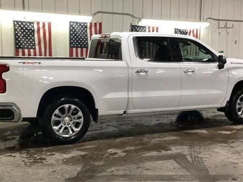 New 2026 Chevrolet Silverado 1500 LTZ w/ LTZ Premium Package AWD/4WD image 19
