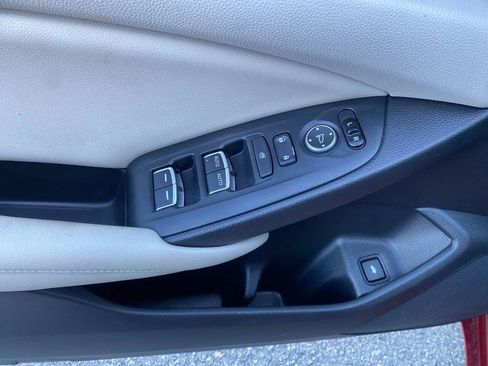 Used 2019 Honda Accord LX image 8