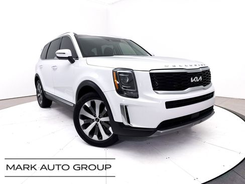 Used 2022 Kia Telluride S FWD image 1