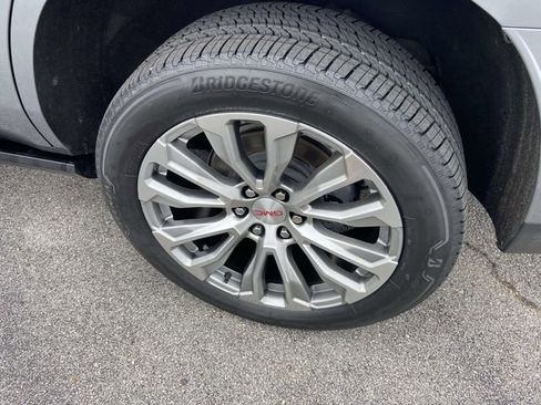 Certified 2023 GMC Yukon Denali RWD image 9