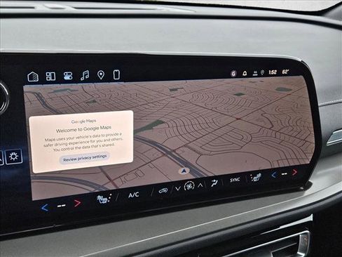 New 2026 Chevrolet Traverse LT image 14