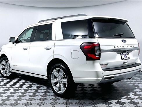Used 2023 Ford Expedition Platinum AWD/4WD image 11