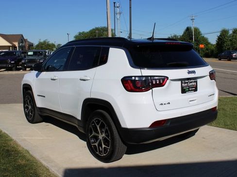Used 2024 Jeep Compass Limited AWD/4WD image 28